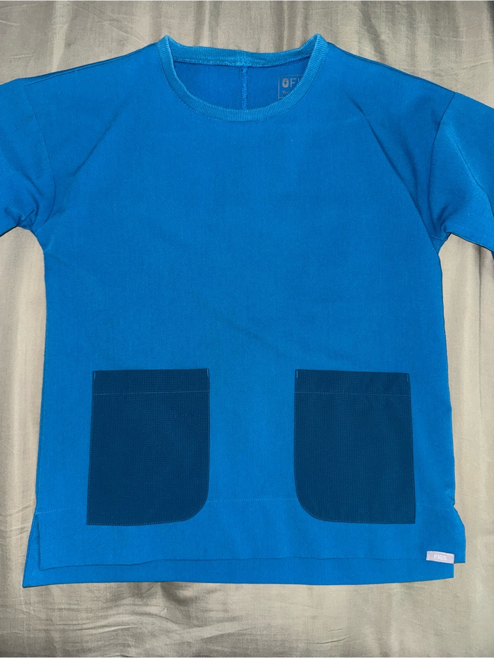 Figs Bright Blue Short-Sleeve Tee with Dark Blue Pockets